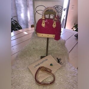 Cute mini Alma bag